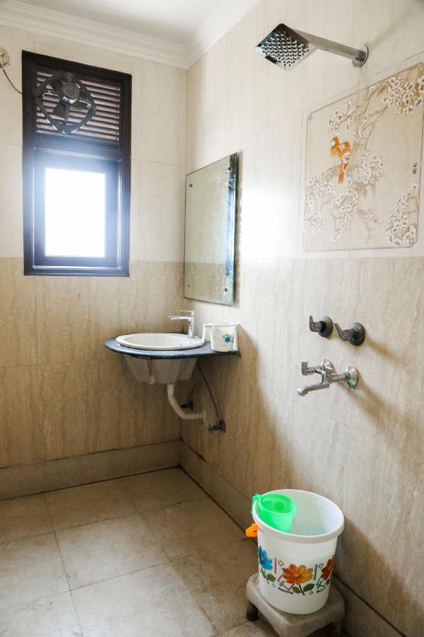 Hotel Centra Inn New Delhi Eksteriør bilde