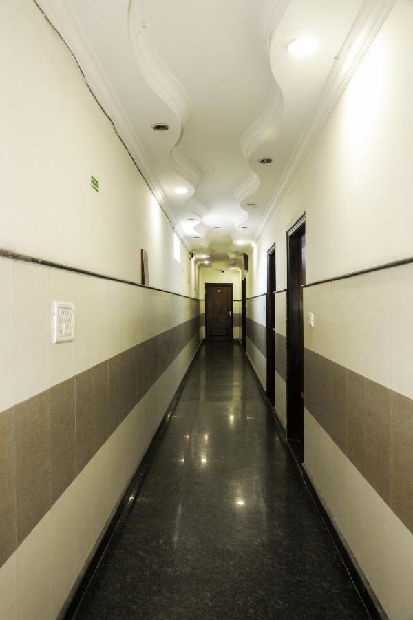Hotel Centra Inn New Delhi Eksteriør bilde